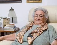 María Luisa López, uma professora de 100 anos: "Embora eu beba principalmente água, o vinho me ajudou a chegar onde estou."