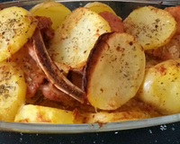 Bisteca assada com batatas