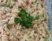 Salada de grão-de-bico com bacalhau