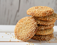 Tem mais cálcio que 1 iogurte: receita de biscoito de gergelim e laranja que aprendi com uma nutricionista