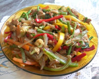 Lombo de porco com legumes em tiras