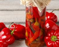 Pimenta em conserva caseira: confira a receita prática