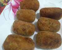 Croquete de carne moída