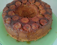 Bolo de banana caramelizada sensacional