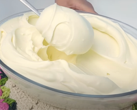 Pronto em 5 minutos: recheio de leite Ninho cremoso é o mais elogiado da confeitaria para bolos e sobremesas