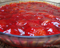 Torta de morango fácil e apetitosa