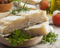 Como dessalgar bacalhau em poucas horas: 3 métodos que funcionam de verdade
