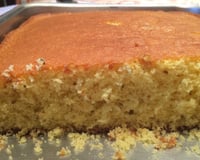 Bolo de fubá com erva-doce