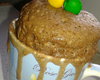 Bolo simples de caneca de micro-ondas