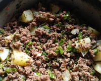 Carne moída simples com salsicha