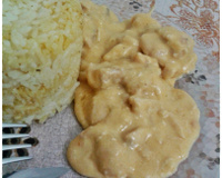 Estrogonofe de frango com requeijão