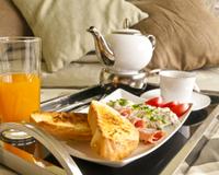 Café da manhã na cama: confira 6 produtos para preparar e impressionar a pessoa amada