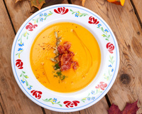 Creme de abóbora com carne seca