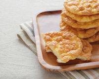 Já imaginou fazer um biscoito de polvilho gigante? Aprenda essa receita surpreendente no TudoGostoso