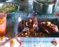 Lagarto recheado ao molho madeira