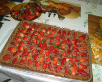 Bolo delícia de morango e chocolate
