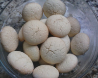 Biscoitos de polvilho doce (igual sequilhos)