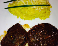 Risoto de limão com medalhão de filé mignon e shimeji