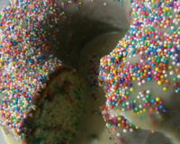 Bolo formigueiro colorido