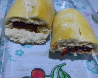 Pãozinho com goiabada