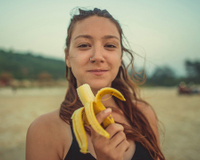 O melhor horário para comer banana para emagrecer, ter energia ou ajudar na digestão: especialista revela como aproveitar todos os benefícios