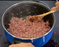 Sua carne moída sempre fica empelotada? Estes são os 3 erros que impedem que ela fique soltinha