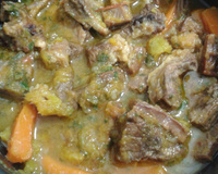 Carne saborosa com abóbora e cenoura