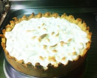 Torta de limão com cobertura de suspiro