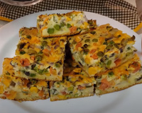 A torta de legumes de liquidificador que salvou o jantar da minha família: eu como bem e ninguém reclama do recheio!