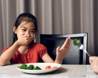 Seu filho não come legumes? 10 dicas e truques para fazer as crianças adorarem vegetais!