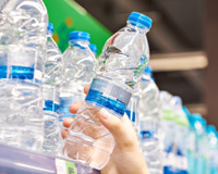 O que os cientistas estão falando sobre uso da água engarrafada merece a sua atenção