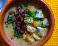 Caldo de mandioquinha e carne seca