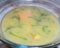 Caldo verde de mandioca