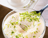 A receita mais cremosa de todas: mousse de Ninho com creme de leite! Refrescante e viciante, você vai se apaixonar