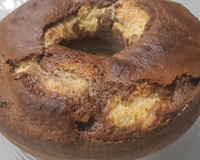 Bolo mesclado simples e rápido da Lary