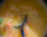 Caldinho de batata com linguicinha