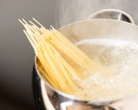 Quanto tempo macarrão cozinha? Descubra de uma vez por todas e não erre mais no preparo