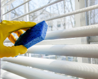 Diga adeus pó preto: truque para limpar persianas e mantê-las brancas por muito mais tempo