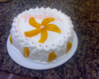 Bolo recheado com pêssego