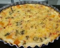 Torta de queijo, presunto e frango