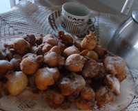 Bolinho de chuva com fubá