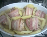 Coxa de frango ao requeijão e bacon