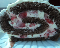 Rocambole de morango