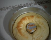 Bolo de Liquidificador com Calda de Coco