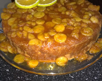Bolo caramelizado de banana