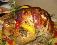 Peru especial de Natal com ervas finas e frutas