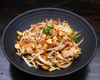 Broto de feijão com molho de soja (moyashi com shoyu)