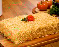 Bolo salgado de pão de forma rende 15 pedaços e pode ser preparado com antecedência com seus ingredientes prediletos