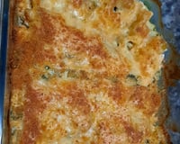 Peito de frango gratinado com brócolis