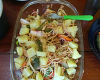 Macarrão com requeijão e peito de peru